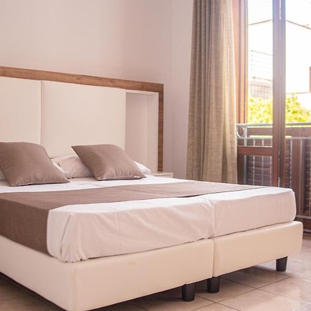 Hotel Al Paradise Сан Вито ло Капо Екстериор снимка
