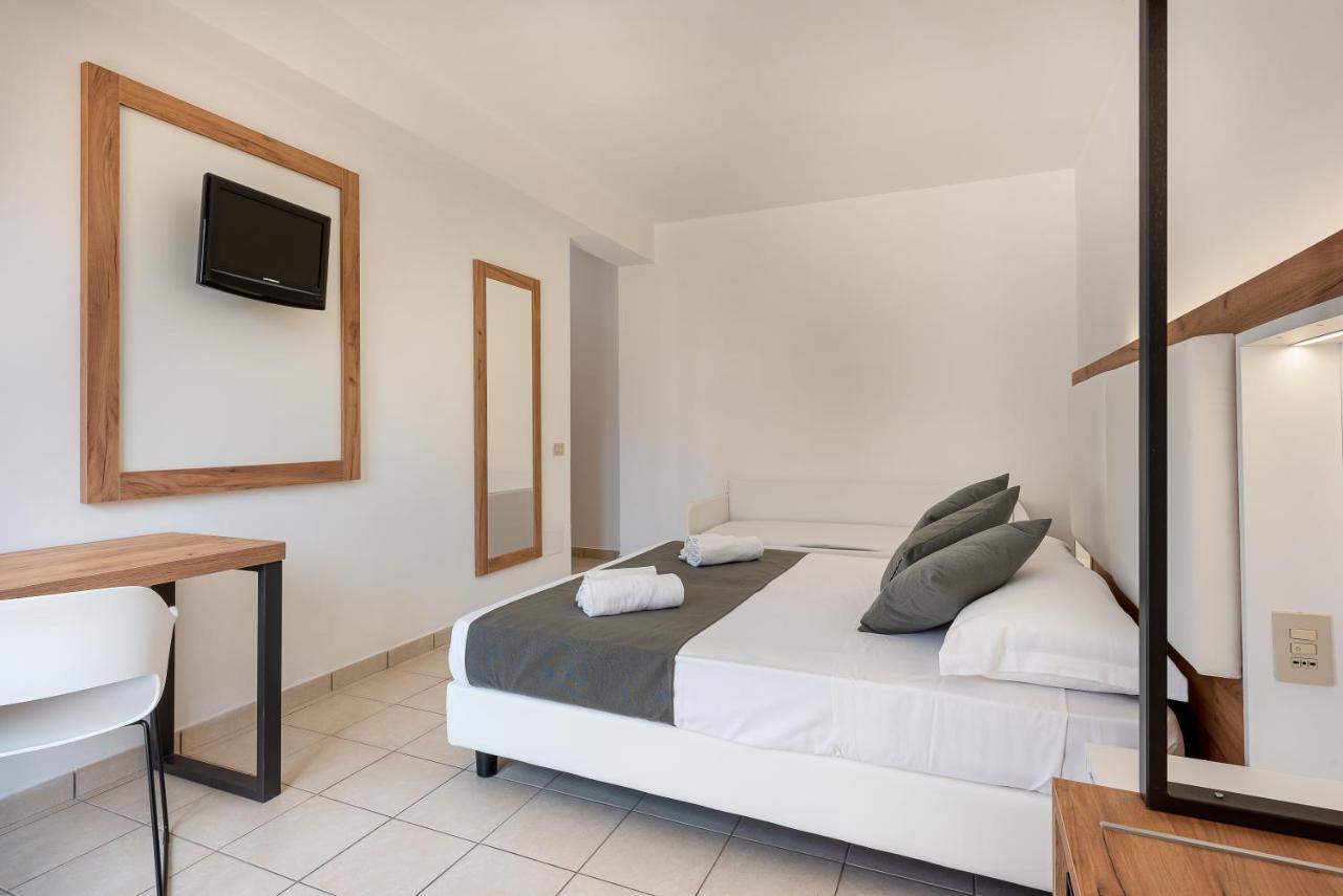 Hotel Al Paradise Сан Вито ло Капо Екстериор снимка
