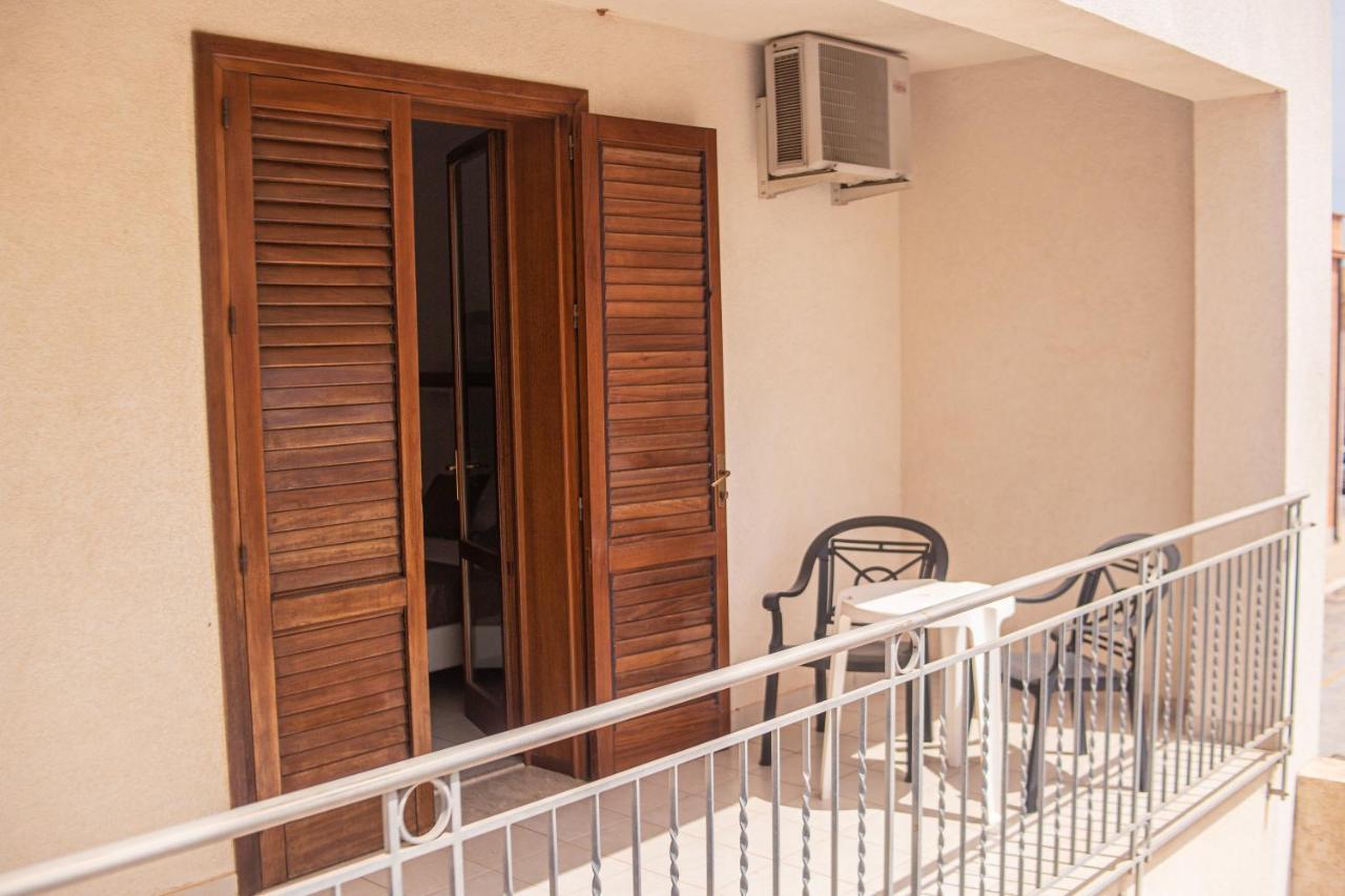 Hotel Al Paradise Сан Вито ло Капо Екстериор снимка